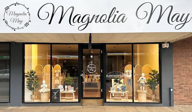 Magnolia May