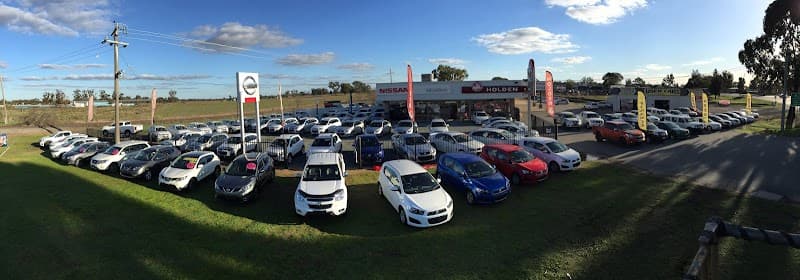 Mustica Nissan