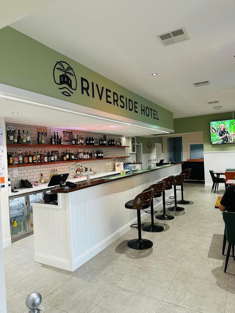 Riverside bottle shop
