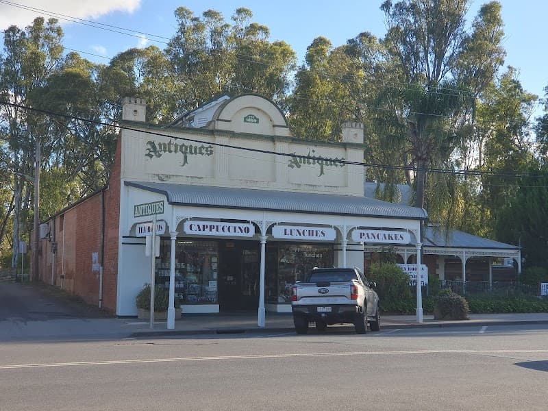 Tattersalls Hotel Tocumwal