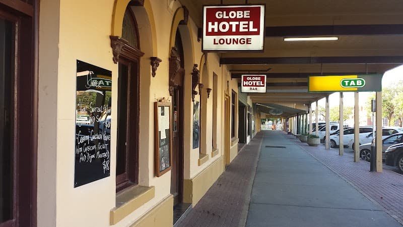 Globe Hotel Deniliquin
