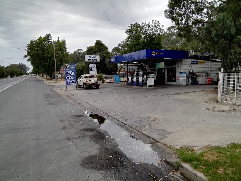 Mobil North Station Take Away