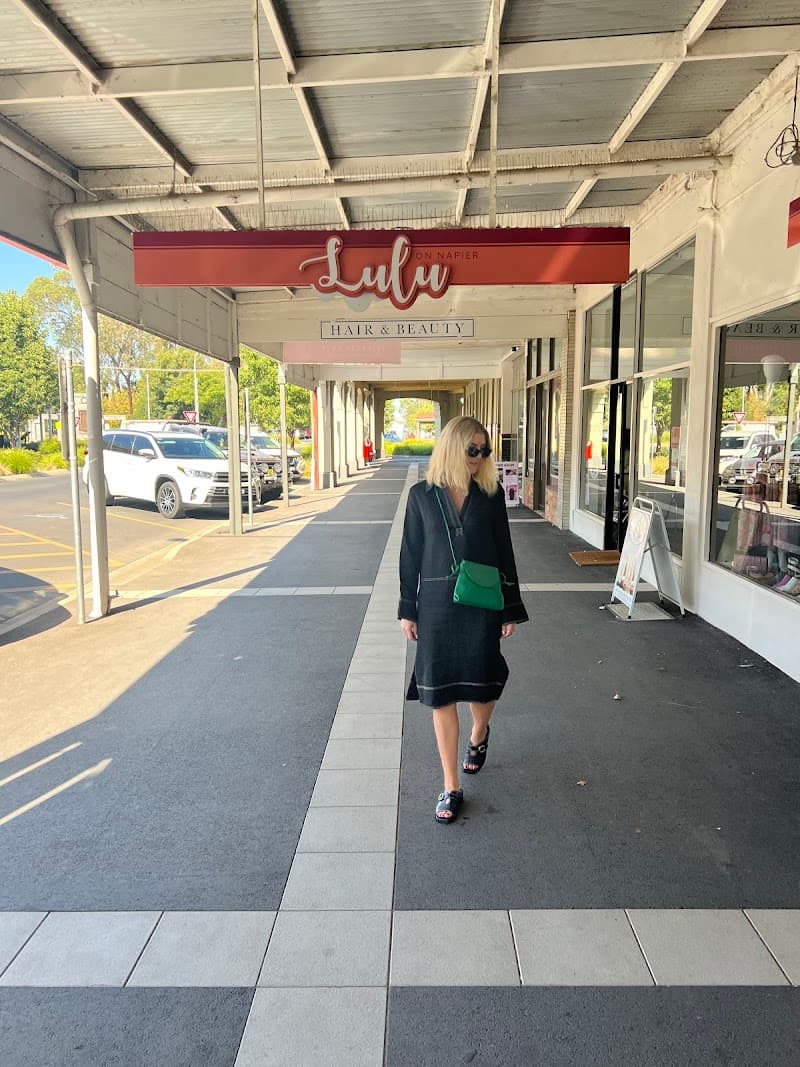 Lulu on Napier