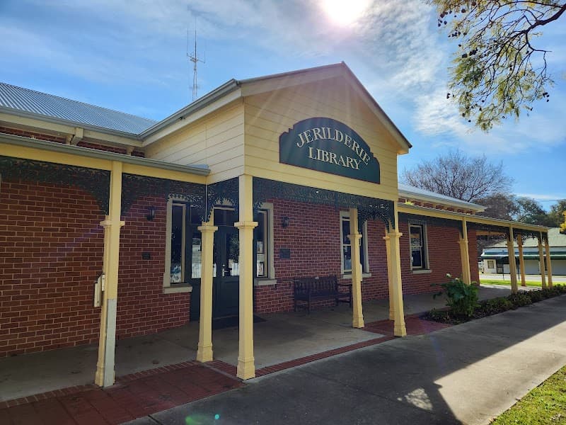 Jerilderie Library