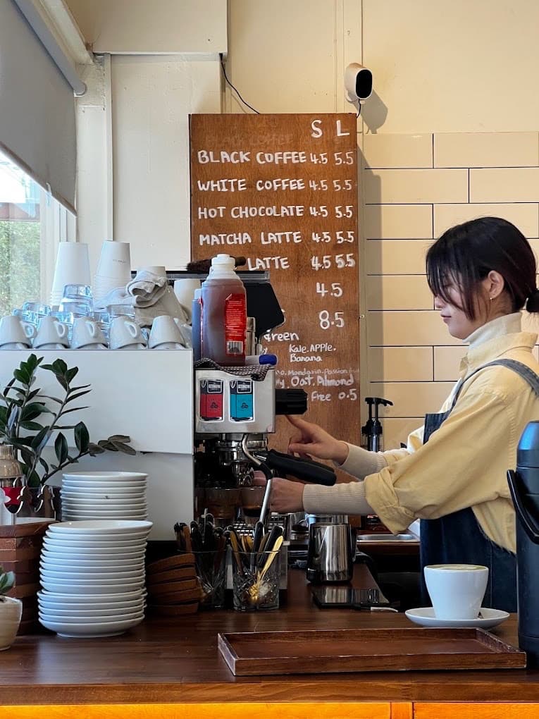 Uchu Cafe