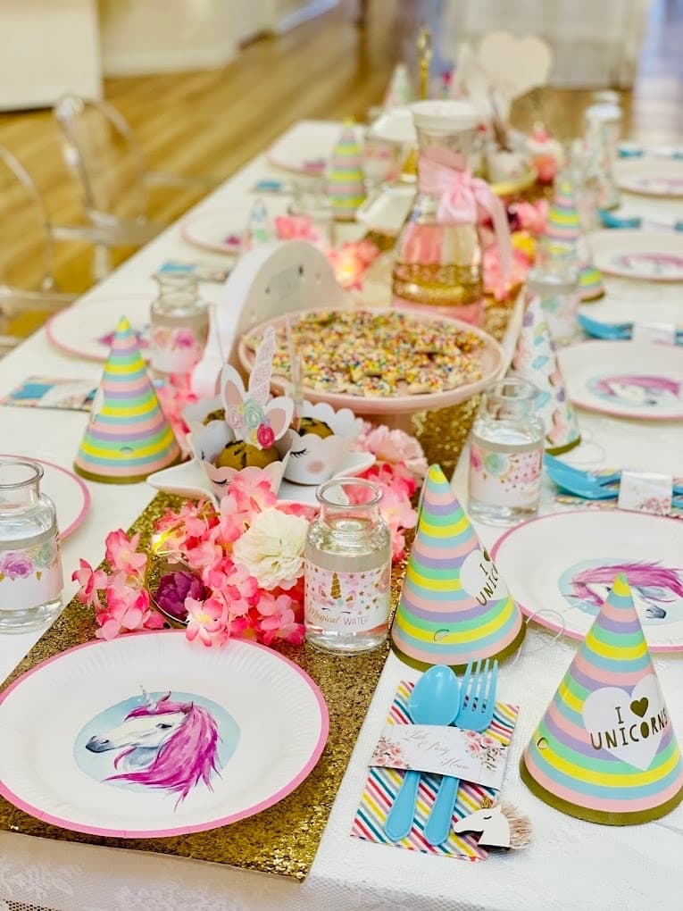 Little Party House