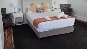 The Finley Country Club Hotel Motel