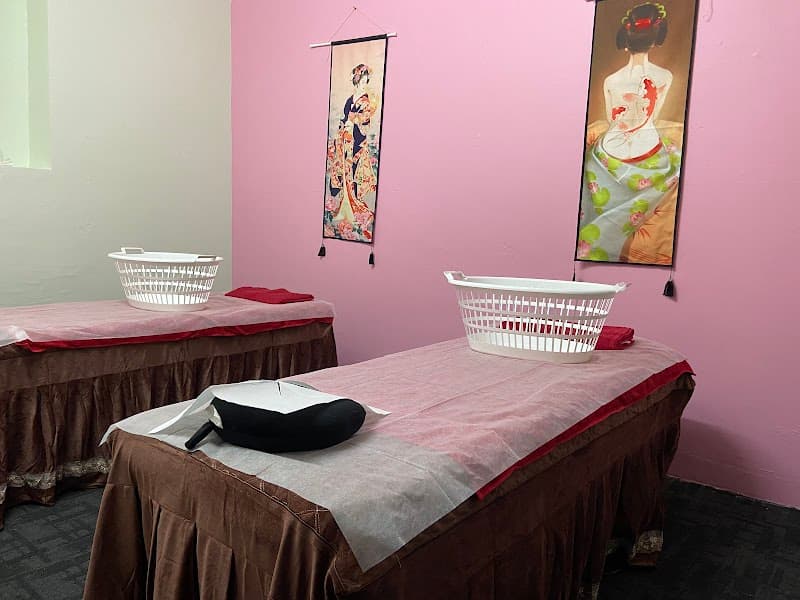 ORIENTAL STYLE MASSAGE