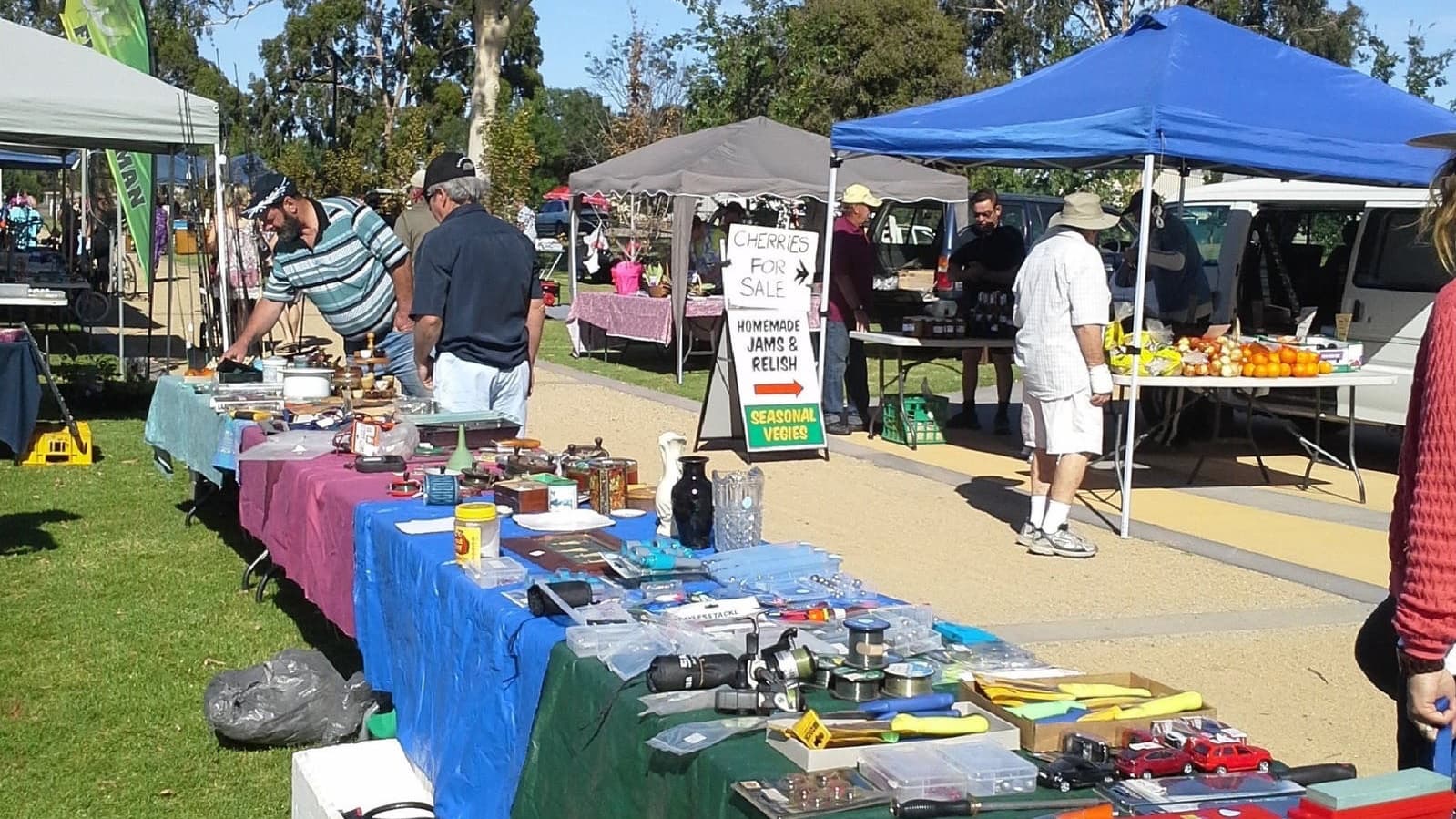 Lions club Log Cabin Market